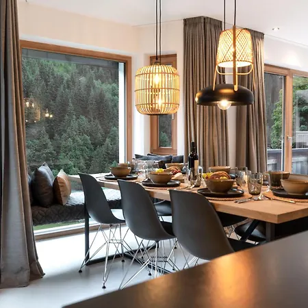 Moos アパート ゲルロス