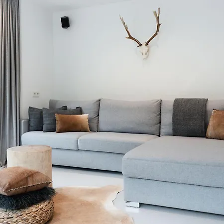 Apartment Moos